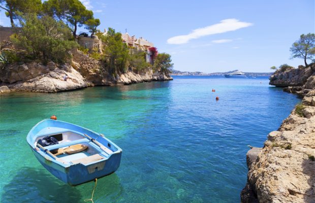 Why Is Mallorca One Of The Most Popular Family Holiday Destinations?
