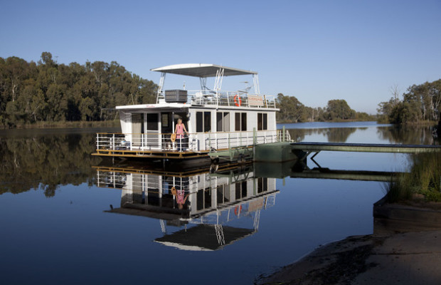 Ever Thought About Renting A Houseboat?